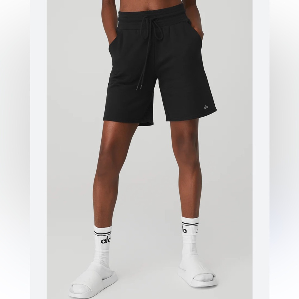 Alo yoga high waist easy sweat shorts XS